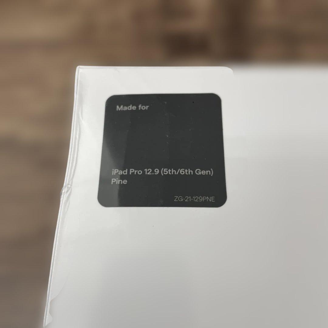 11511【未開封】ZUGU iPad Pro 12.9 第6世代 ケース 緑