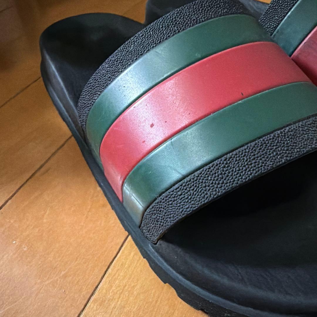 GUCCI ラバー メンズ スライドサンダル　27〜27.5向け