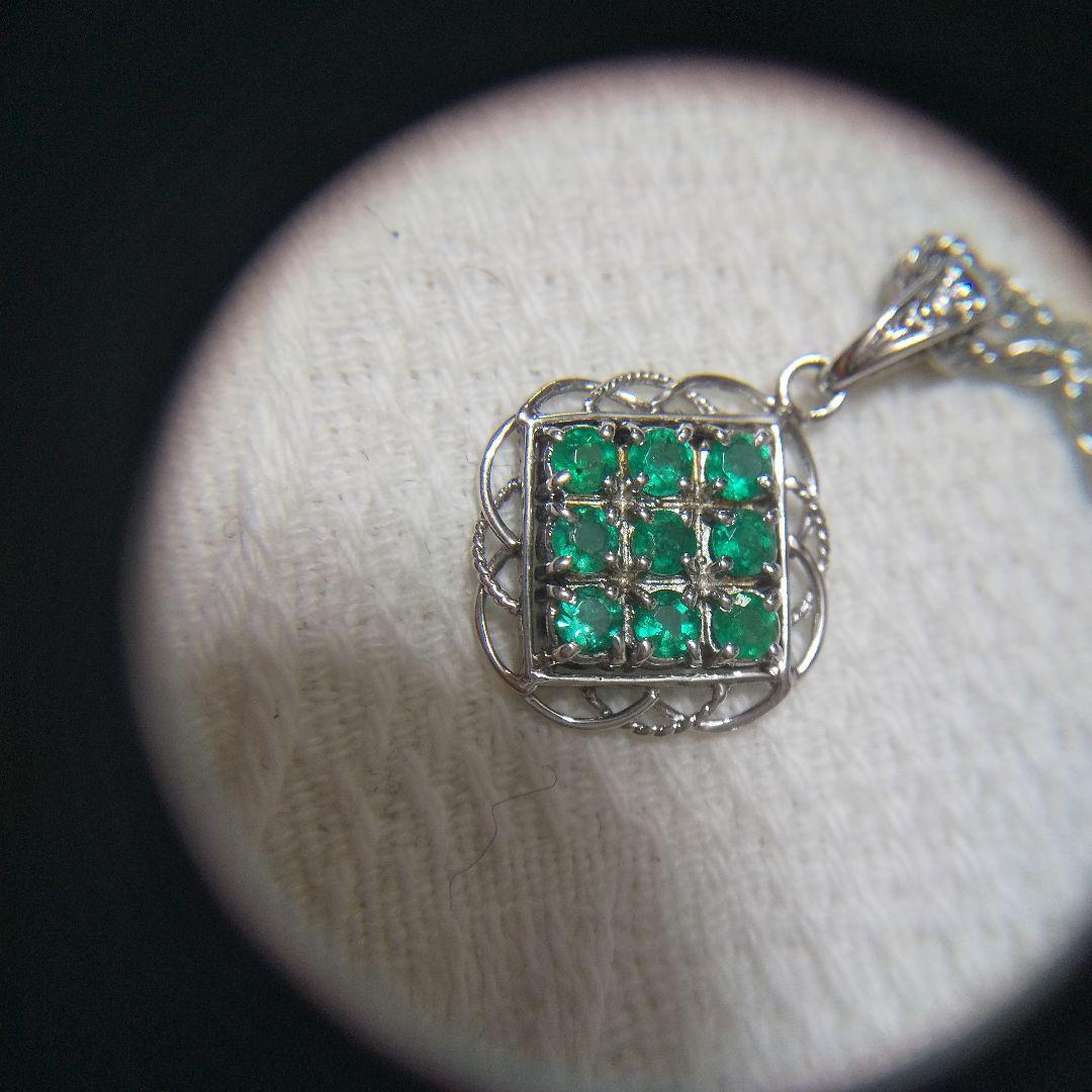 エメラルド、ダイヤモンドシルバーネックレス