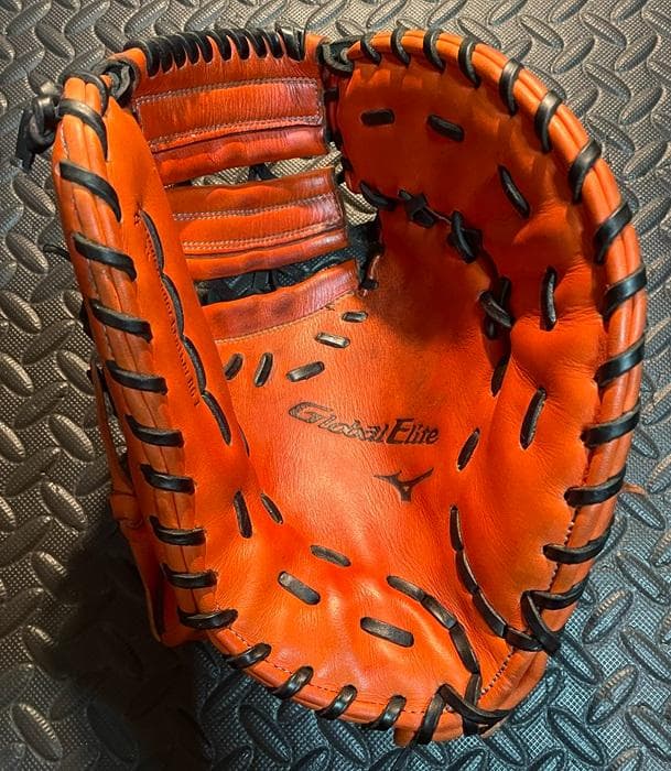 こ*う様 グローバルエリート　ファーストミット　軟式　少年　一塁手　ダイバーシテ