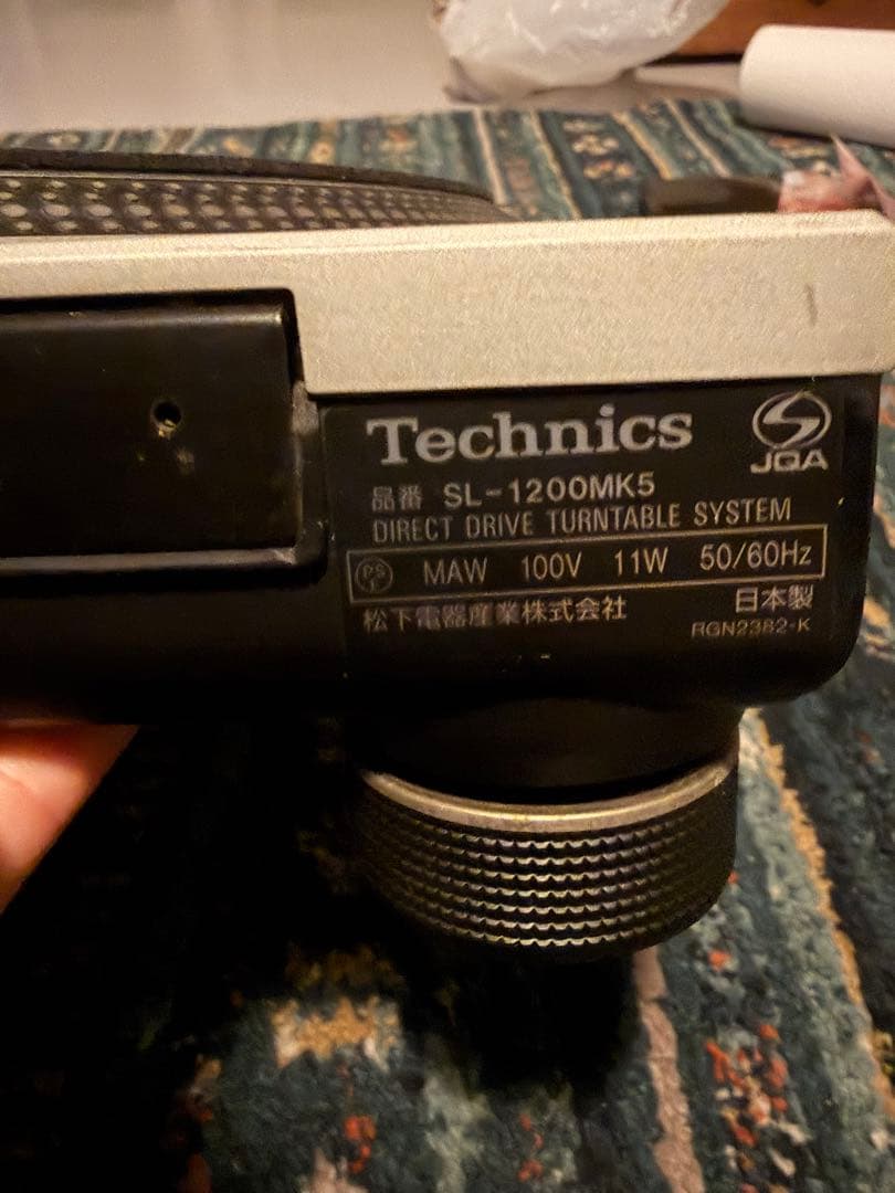 Technics SL-1200MK5ターンテーブル