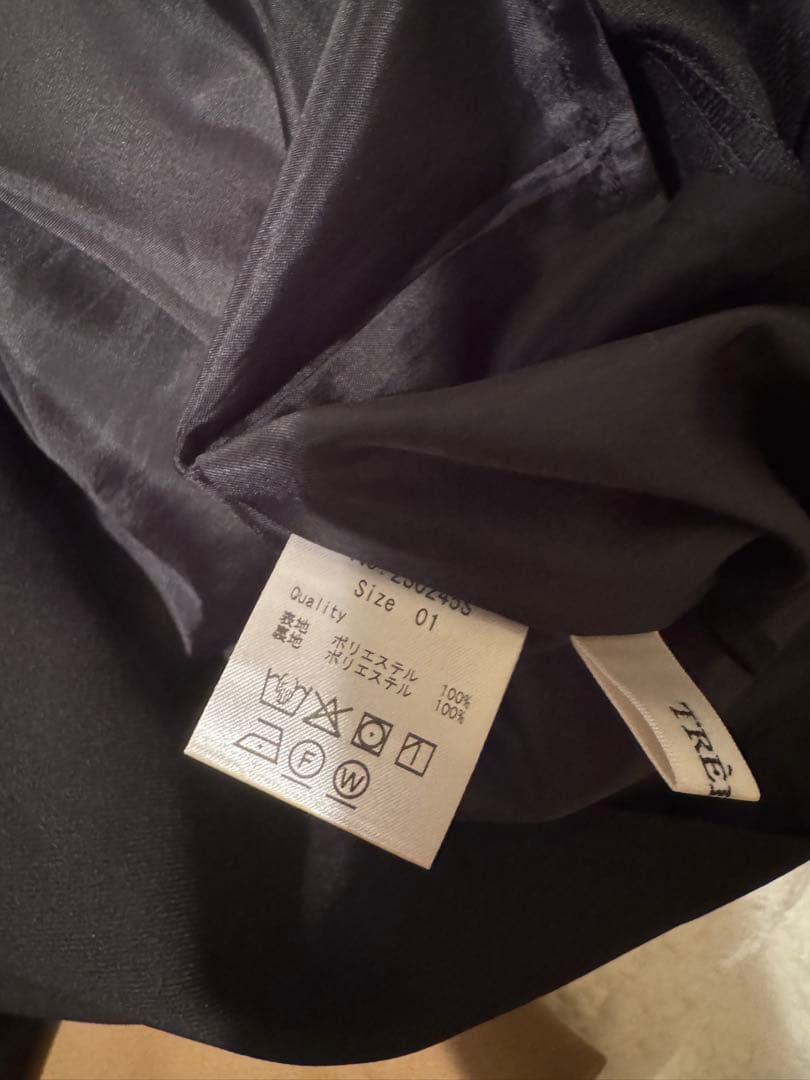 trefle+1 トレフルプラスワン　タックショートパンツ　01