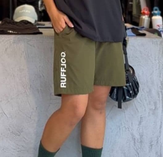 RUFFLOGゴルフウェア　ショートパンツ