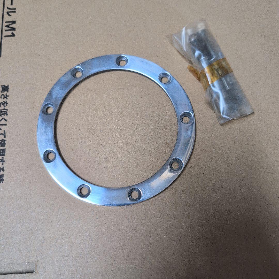 モトリタ　１３インチ　ステアリング　ホーンリングネジ付き