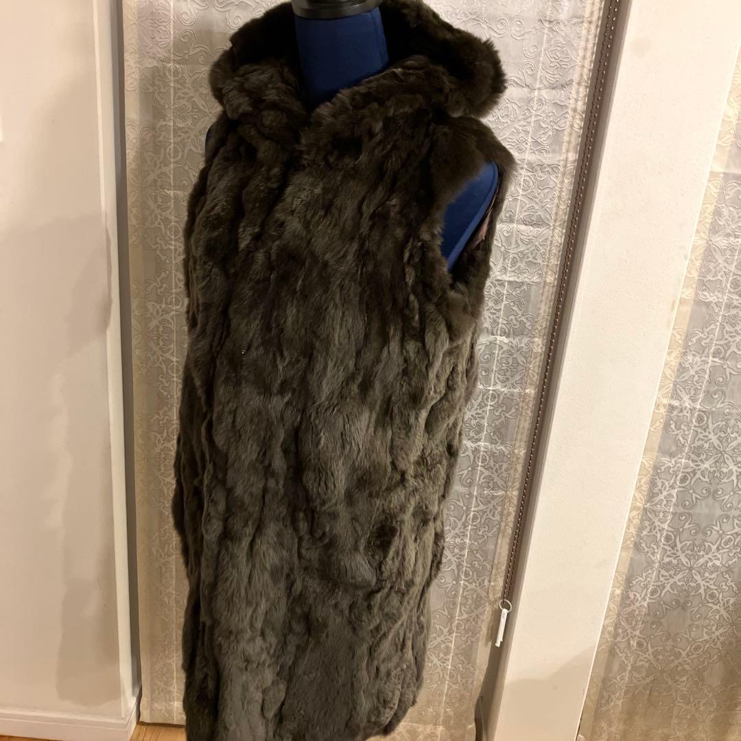 S*様 美品 レッキスラビット ロングベスト フード付 ダークブラウン 艶感 ポ