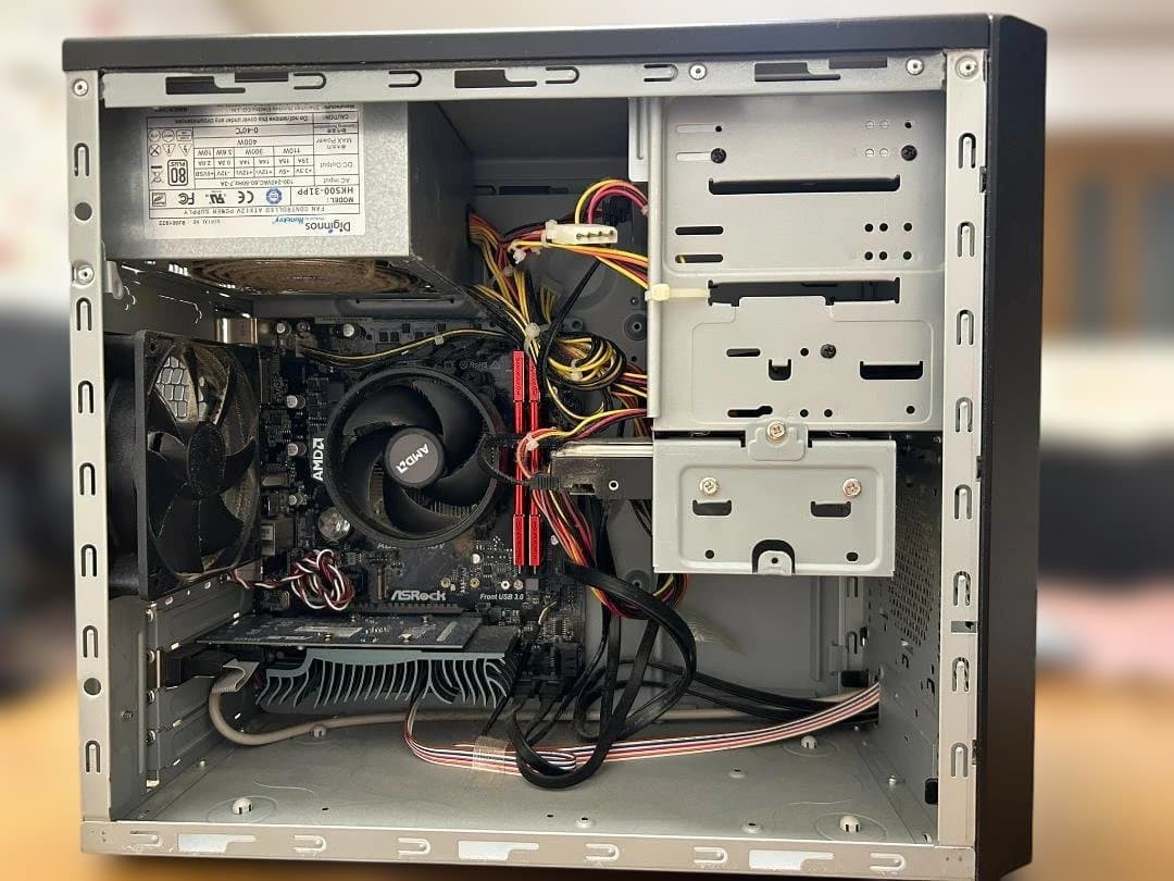 Regulus AR5-Q（モニター無し）