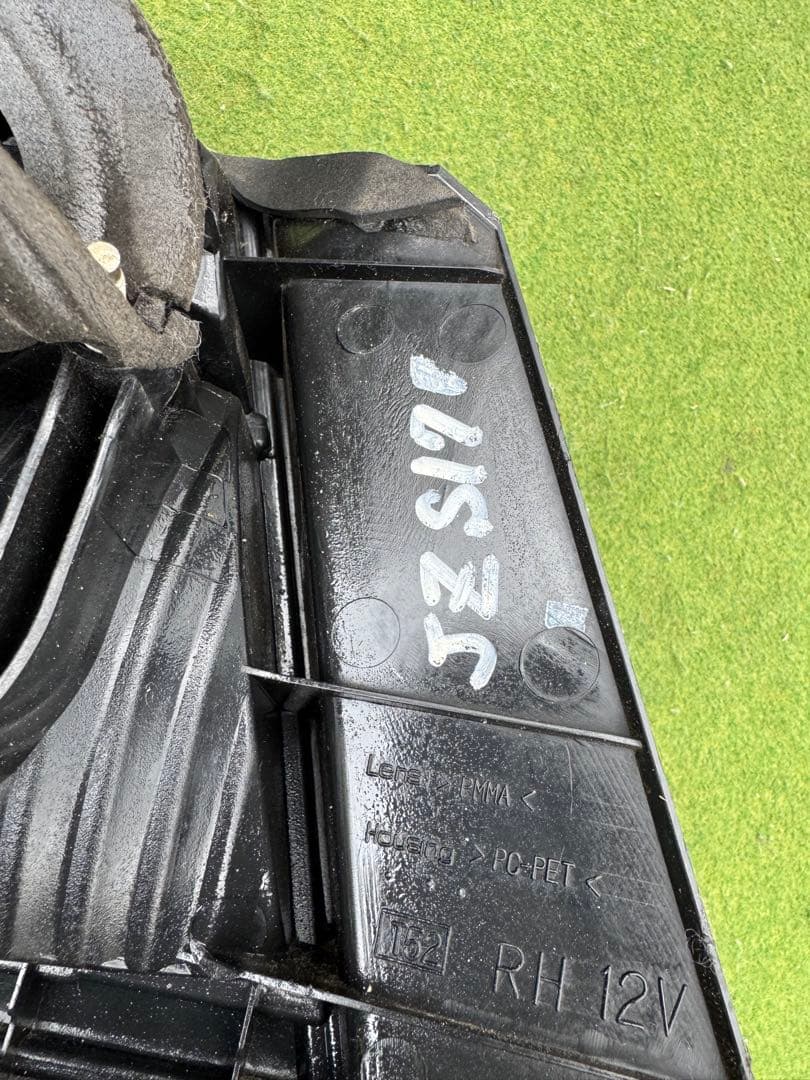 トヨタ　17クラウン テールライト　純正　テールランプ　JZS171