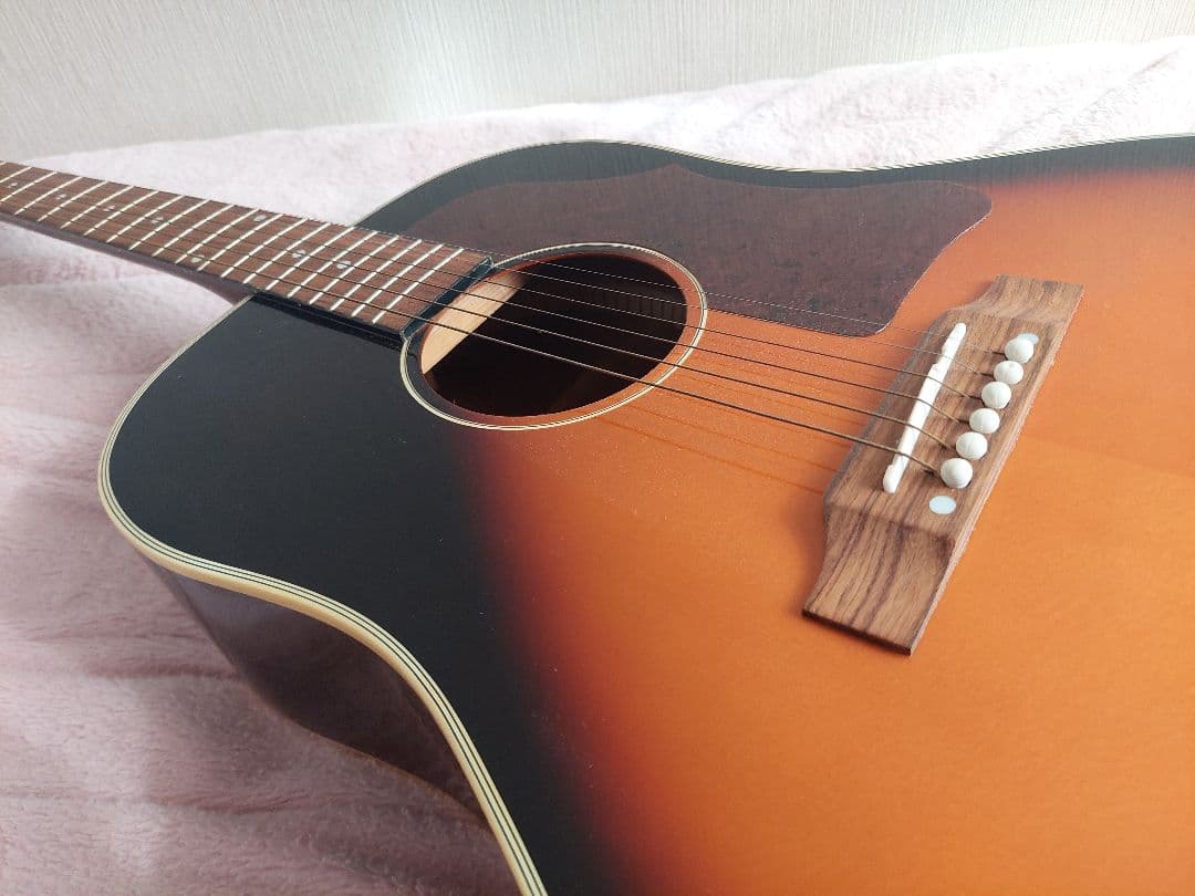 エレアコギター サンバーストGibsonj45タイプ