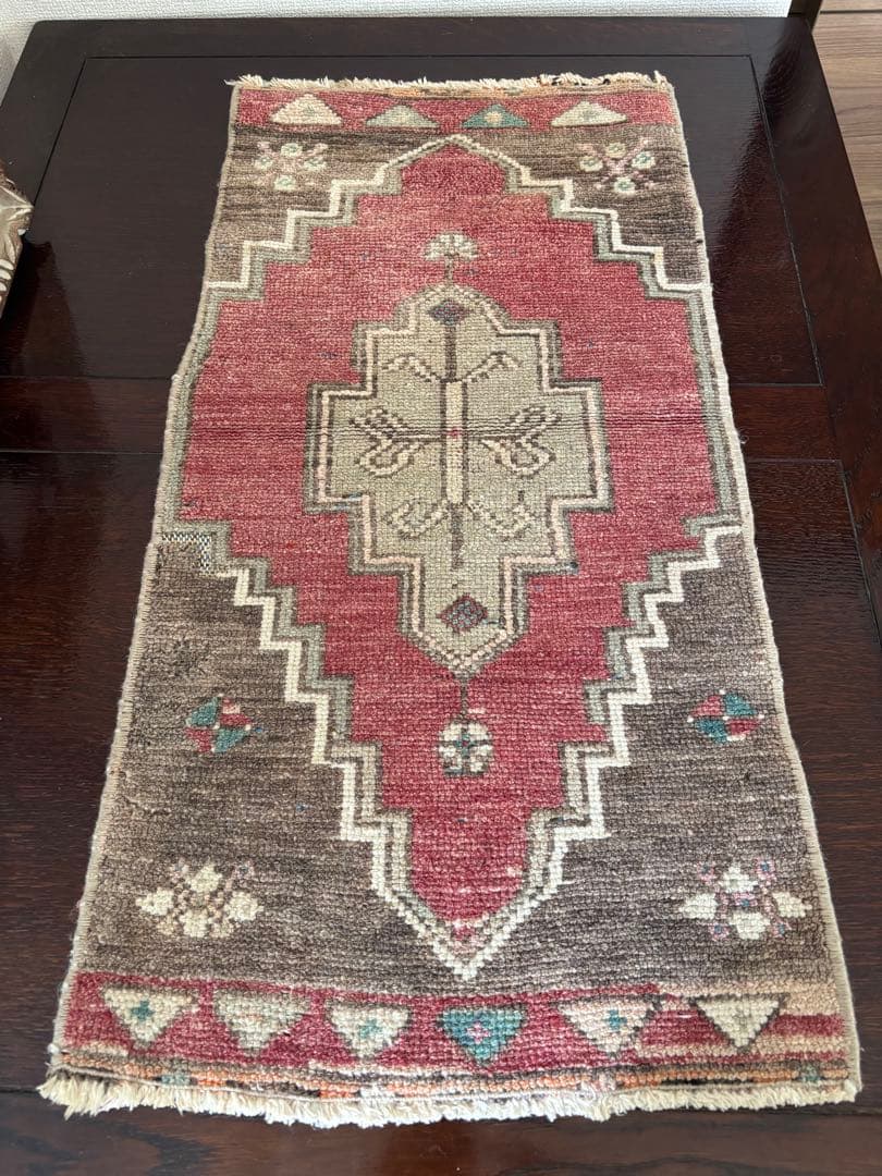 くすみレッドブラウントルコブルートルコヴィンテージ ラグ 目立った傷や汚れなし