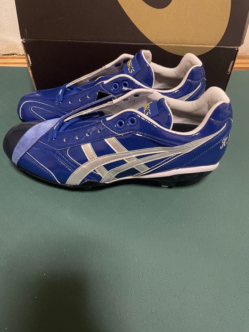 元中日ドラゴンズ　松田亘哲選手　asics 青 スパイクシューズ ハイカット