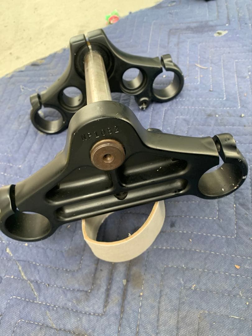 ハーレー純正トッブリッジ トリプルツリースポーツスター ダイナ FXR系39mm