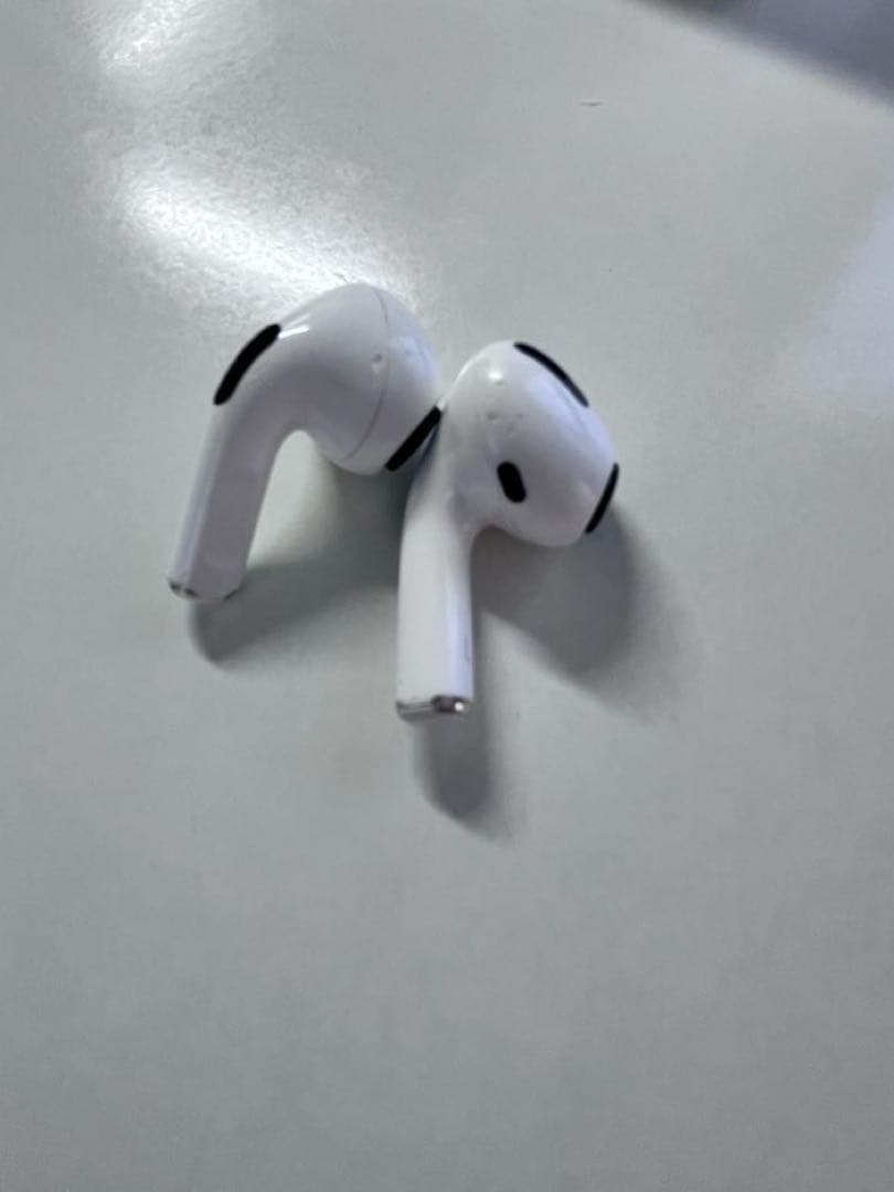 Apple AirPods 本体 ホワイト 第1世代 MWP22J/A