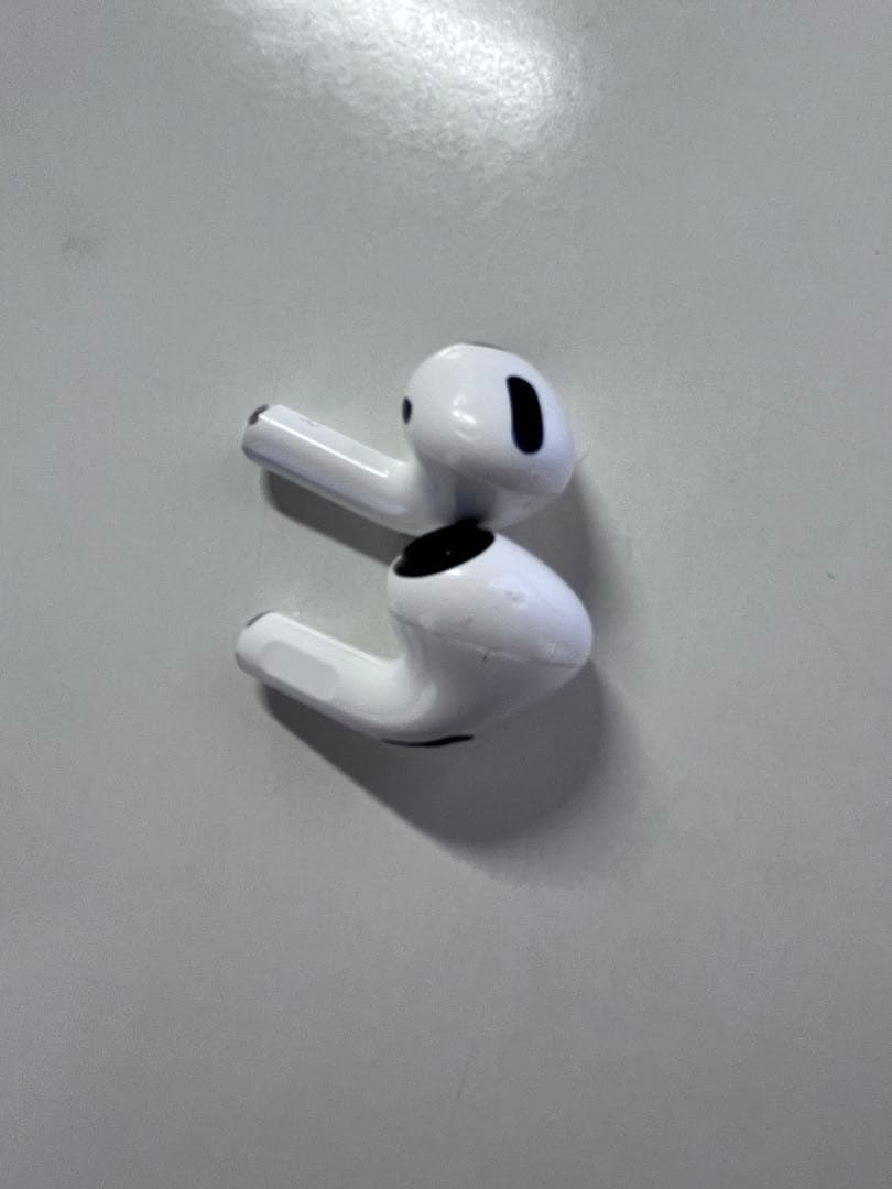 Apple AirPods 本体 ホワイト 第1世代 MWP22J/A