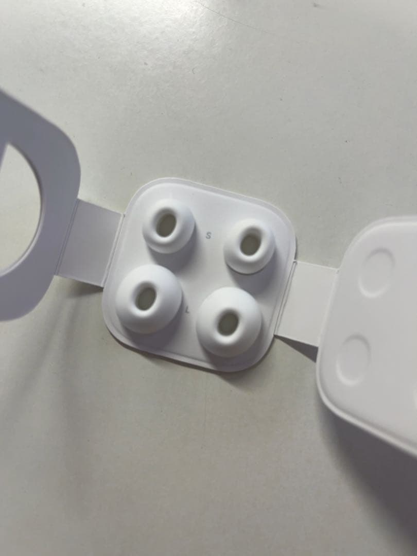 Apple AirPods 本体 ホワイト 第1世代 MWP22J/A