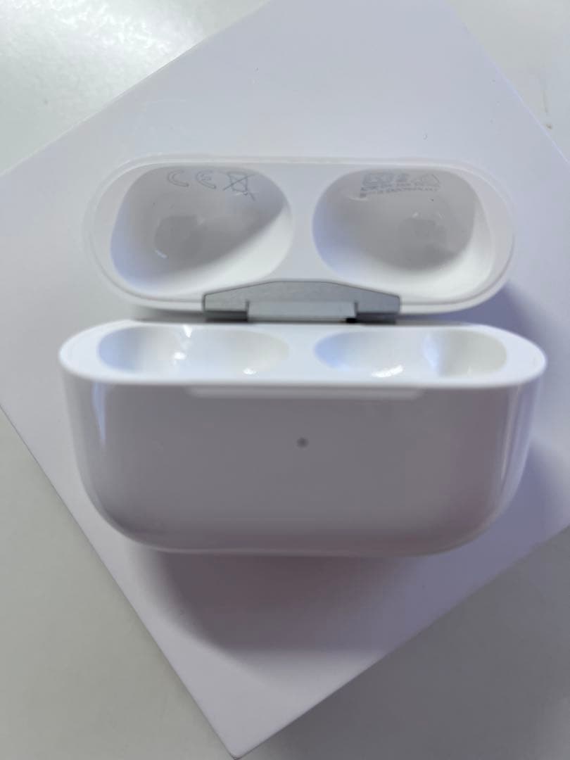 Apple AirPods 本体 ホワイト 第1世代 MWP22J/A