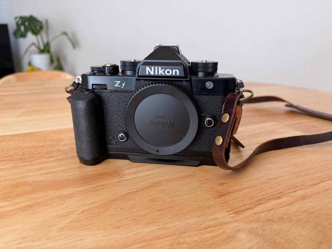 t*k様 Nikon Z f ミラーレス一眼 ブラック(ボディのみ)