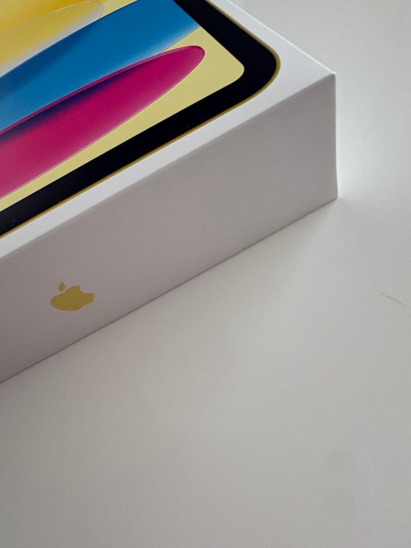 Apple iPad（A16）Wi-Fi イエロー128GB 保護ケース付