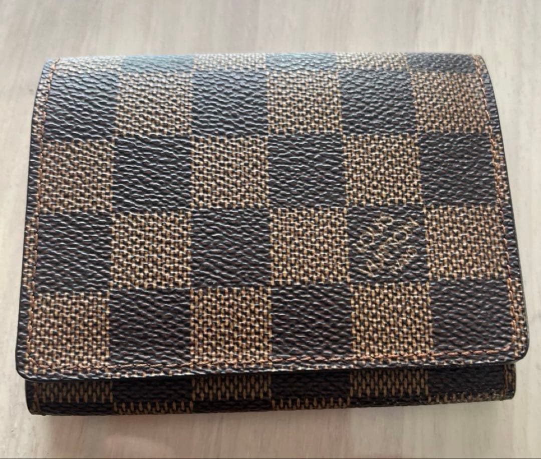 【美品・箱付き】ルイヴィトン ダミエ 名刺入れ　カードケース