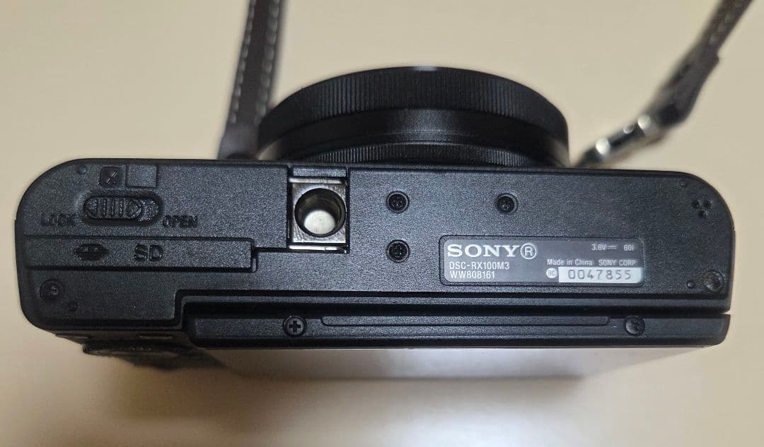 デジタルカメラ SONY DSC-RX100M3