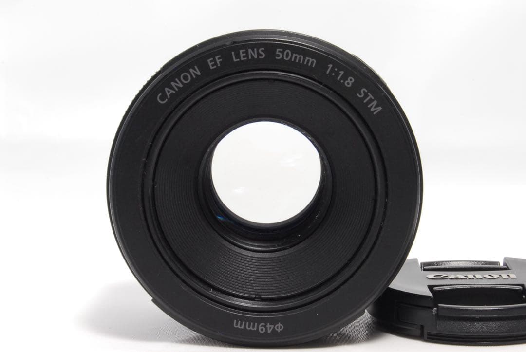⭐️大人気⭐️ Canon EF 50mm F1.8 STM⭐️単焦点レンズ