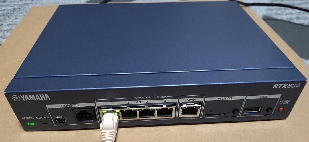 YAMAHA RTX830 ルーター ＋ RTXシリーズ専用棚板　セット