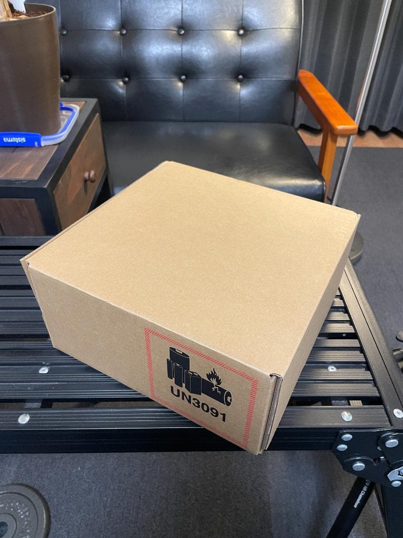 【ほぼ新品】Mac Mini M2, 512GB + 新品シリコンカバー