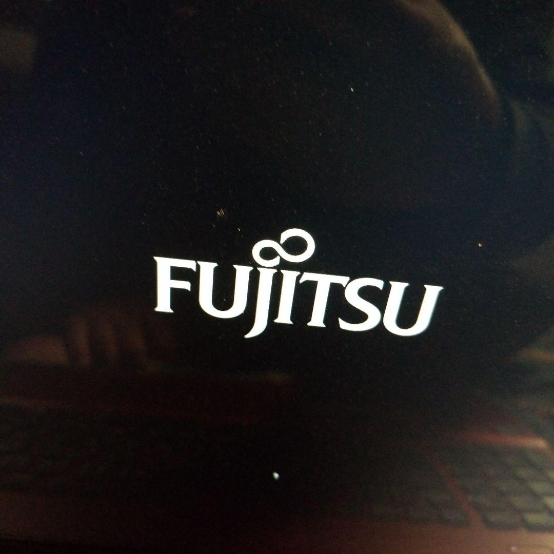 ノートパソコン　FUJITSU　LIFEBOOK
