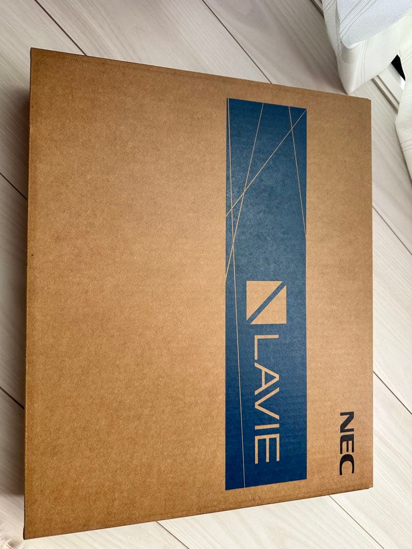 NLAVIEノートパソコン