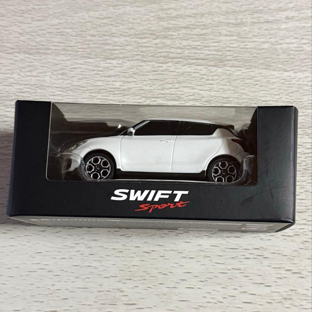 【非売品】 1/43 スズキ スイフトスポーツ ミニカー ホワイト　ZC33S