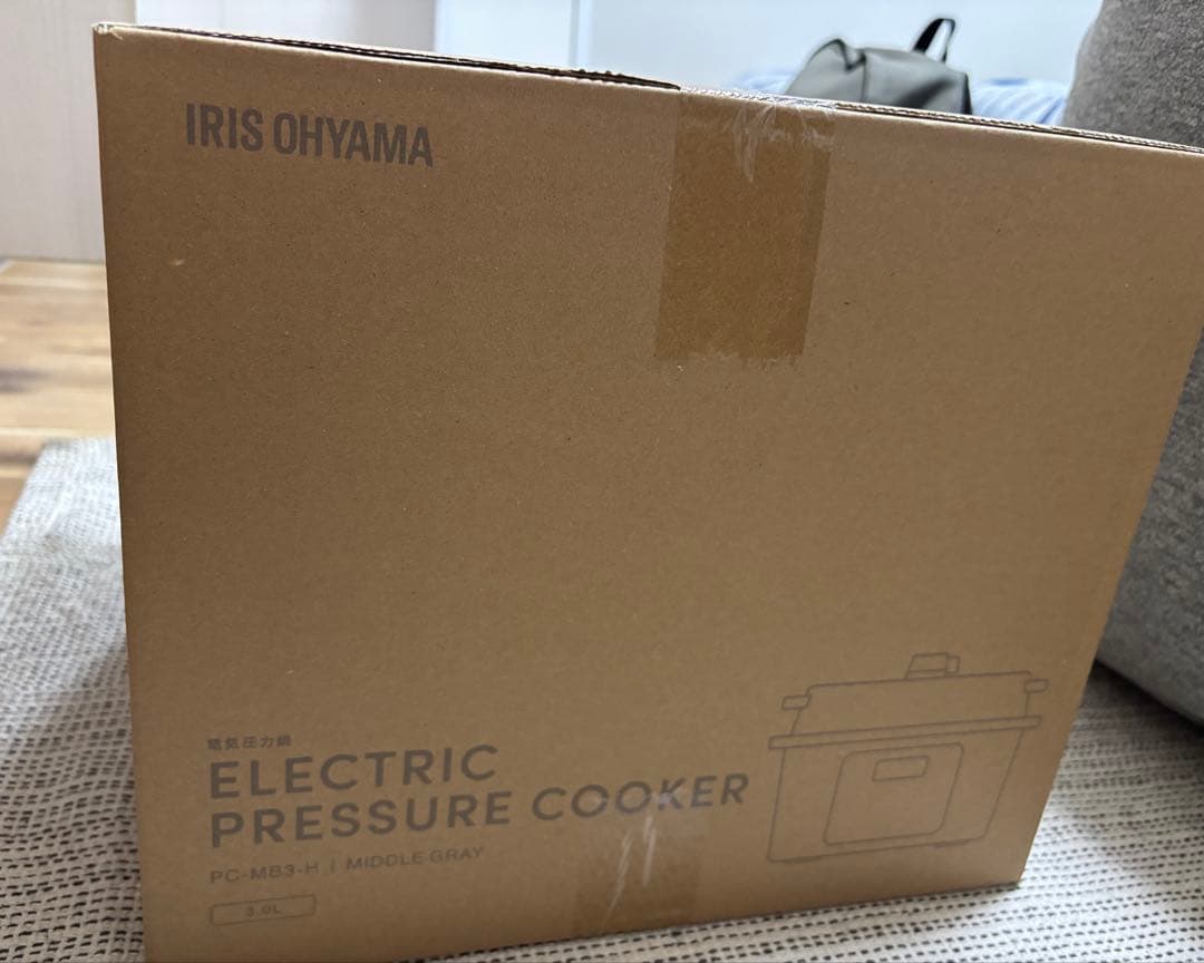 【新品未開封】IRIS OHYAMA 電気圧力鍋ミドルグレー　3L