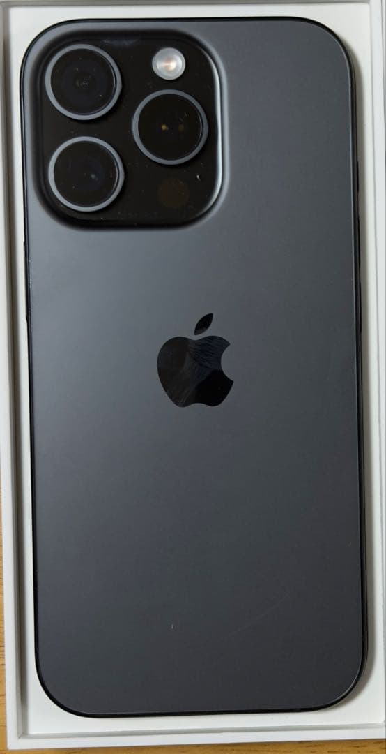 新品 iPhone16Pro 256GB ブラックチタニウム SIM Free