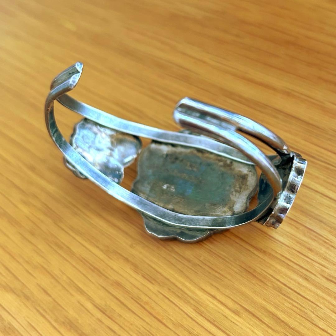 一点物！シェルとターコイズのインディアンジュエリーバングル