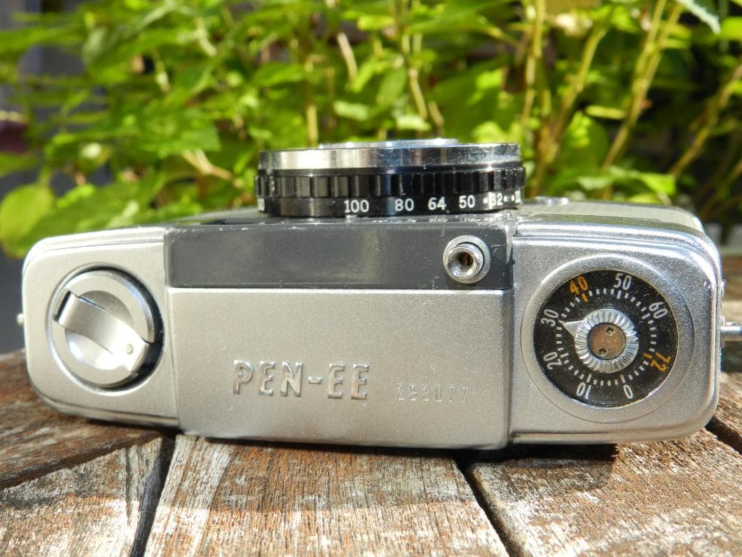 完動品　OLYMPUS PEN EE ハーフフィルムカメラ　即撮影可