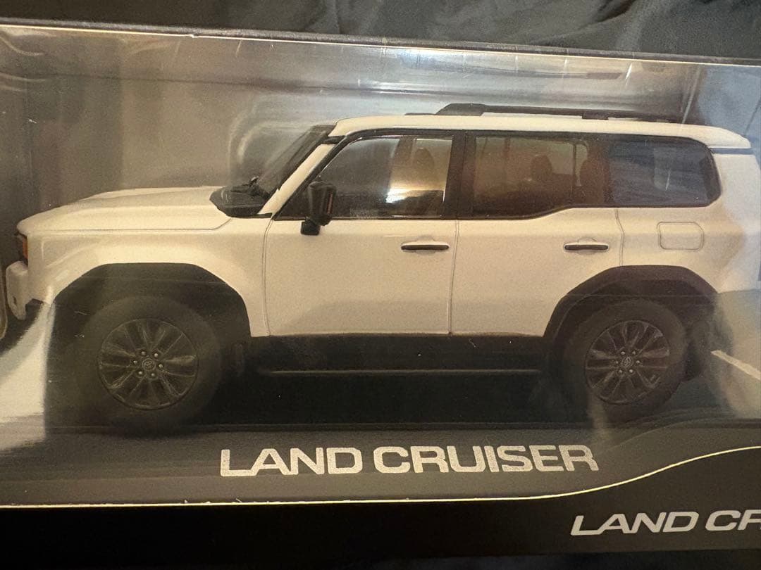 ランドクルーザー250 ミニカー プラチナホワイトパールマイカ