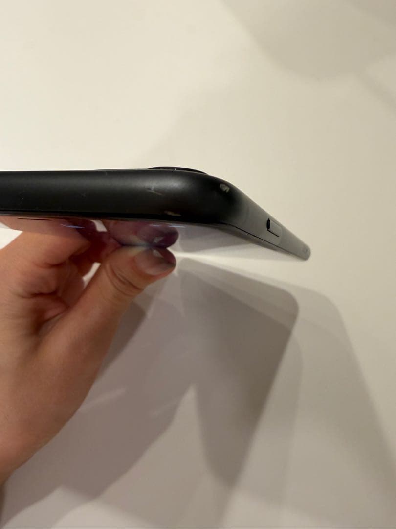 S*）様 iPhone11 64G ブラック