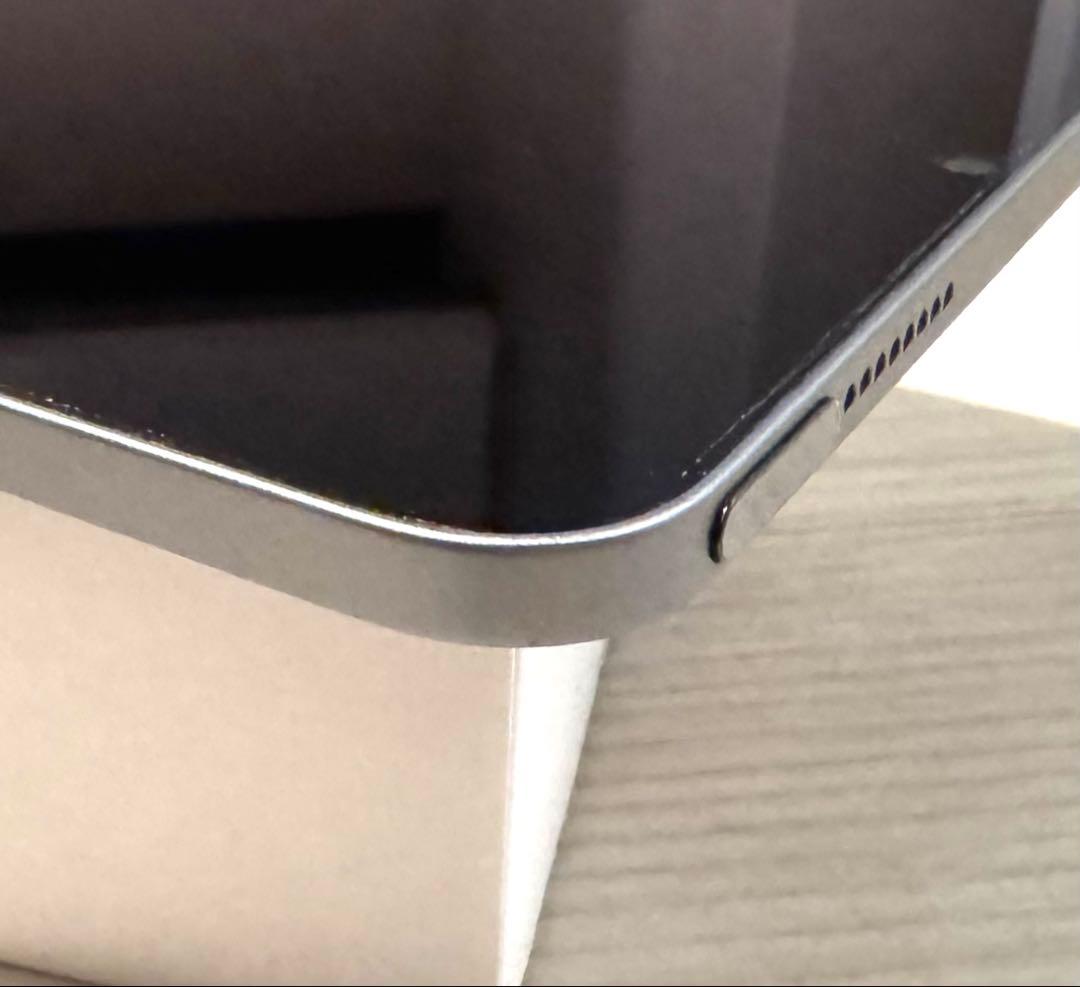 Apple iPad ミニ 7 256GB スペースグレー キーボードケース付き