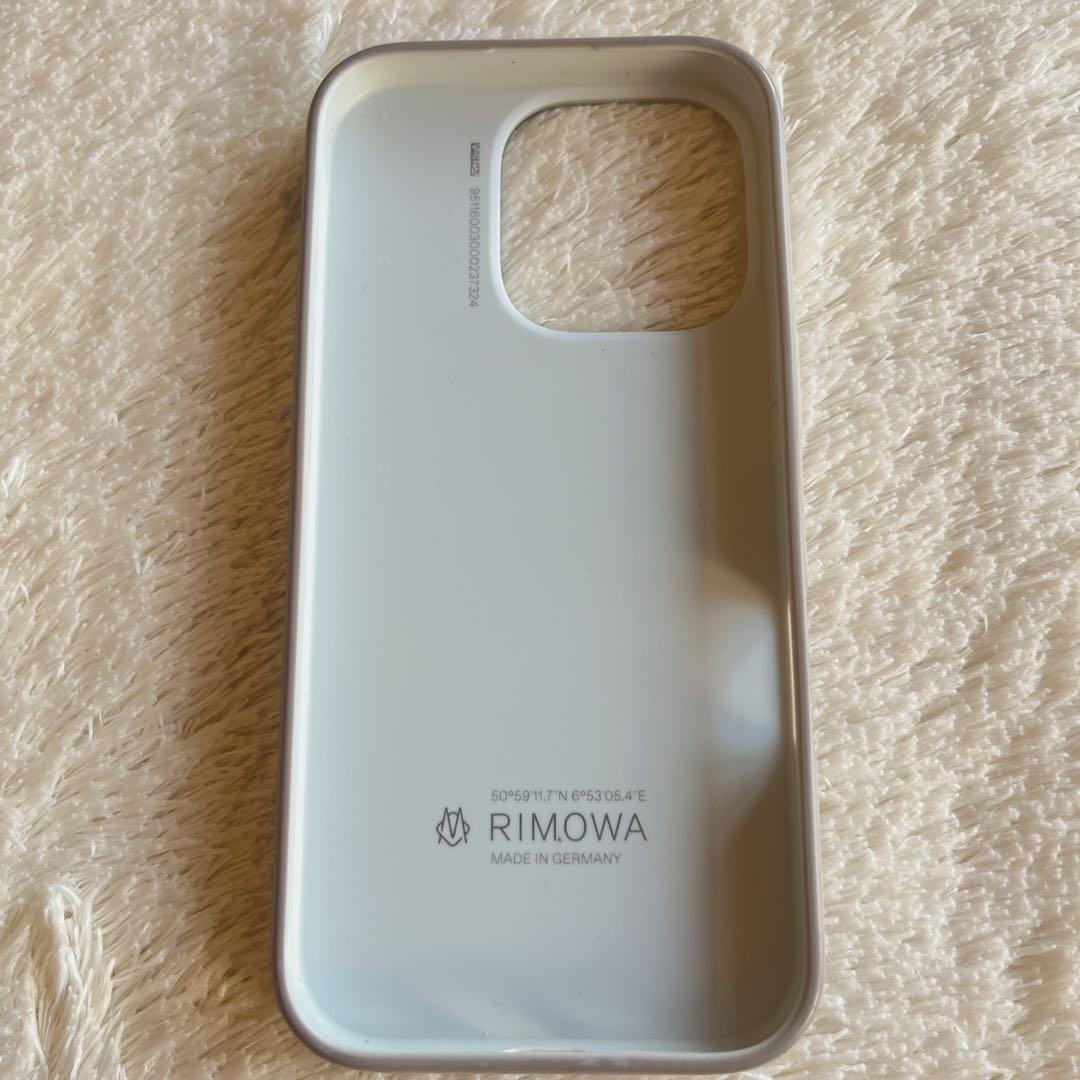 RIMOWA iPhone 16 Pro ケース シルバー　リモワ