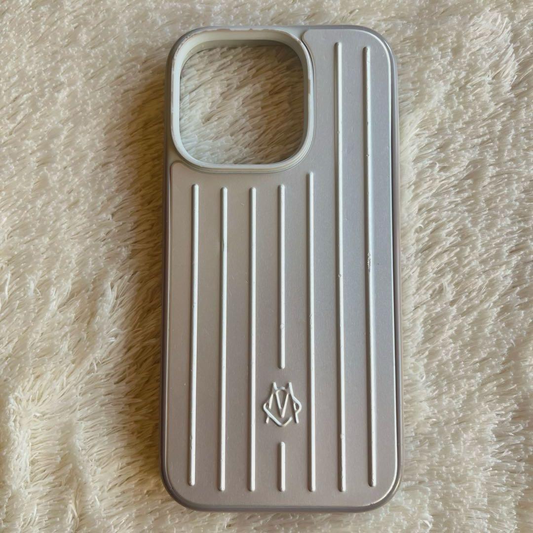 RIMOWA iPhone 16 Pro ケース シルバー　リモワ
