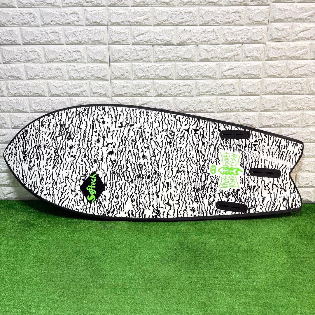 超美品　SOFTECH　ソフテック　4'8　サーフボード　FCS2 フィン無し