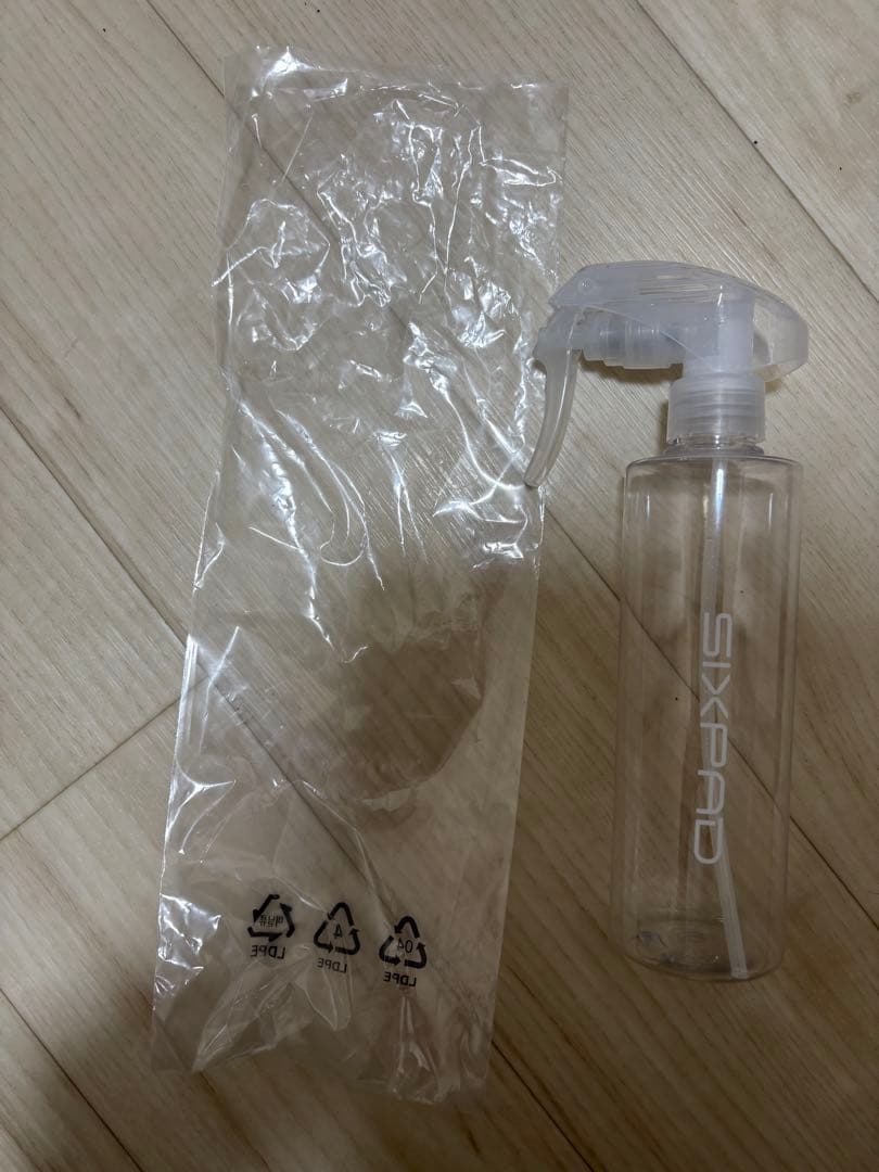 【送料無料】SIXPAD上下セット｜美品・動作良好・付属品充実！