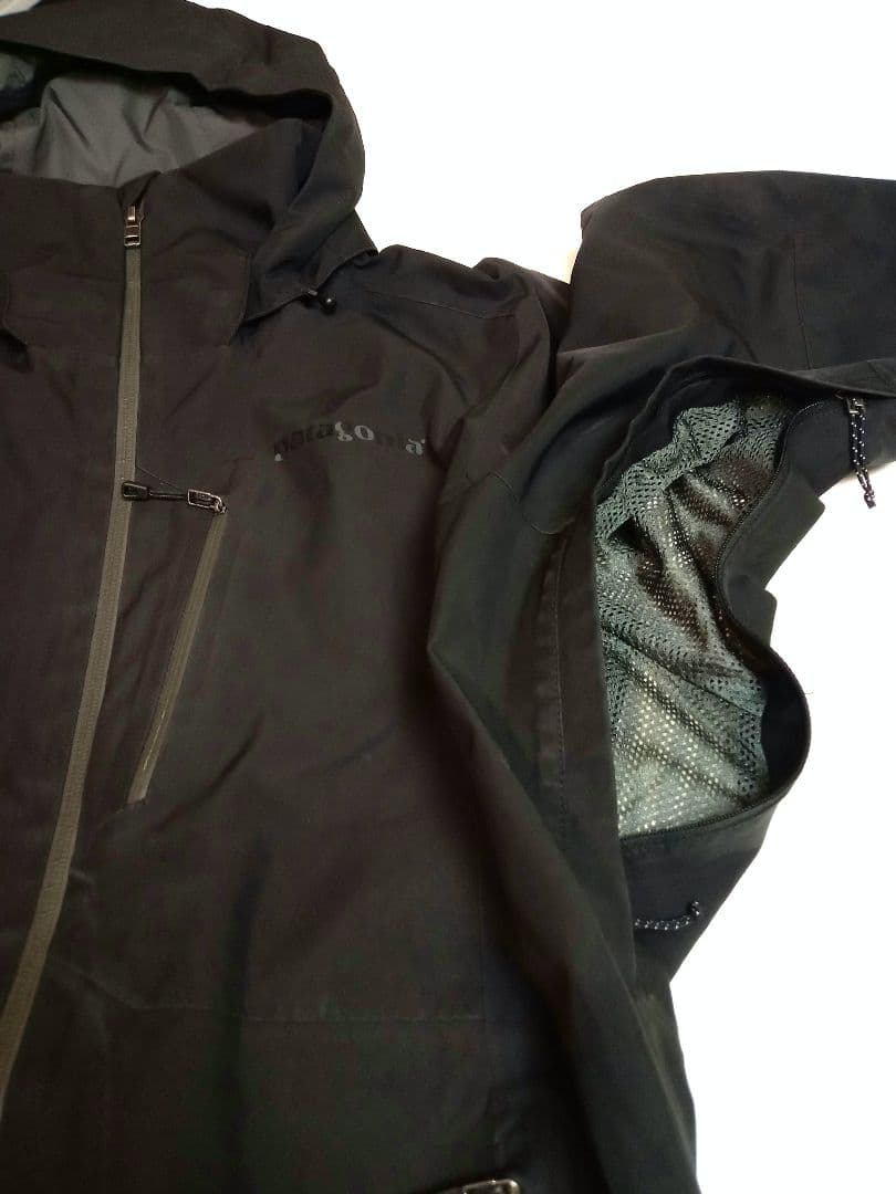 パタゴニア　スノージャケットＸＳ・モンベル　スノーパンツS