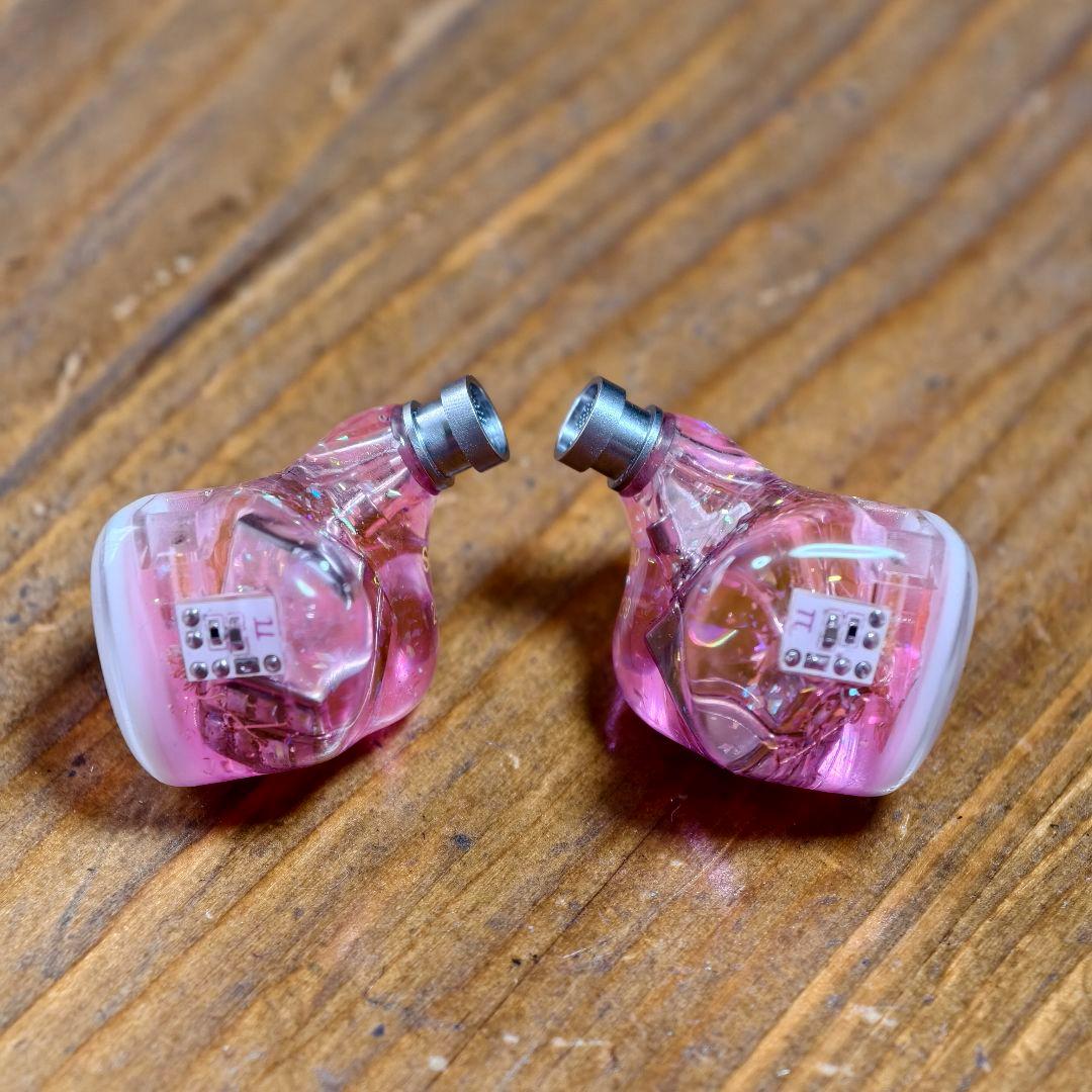 SeeAudio Strawberry π