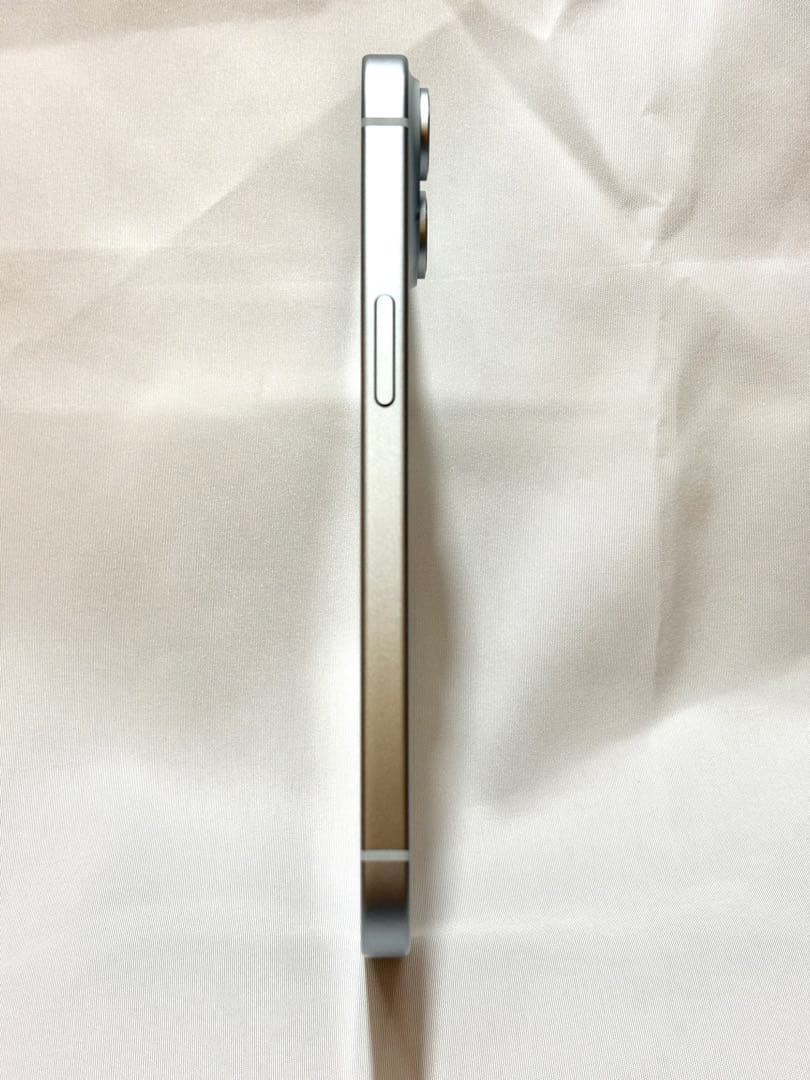 【美品】iPhone15 128GB ブルー
