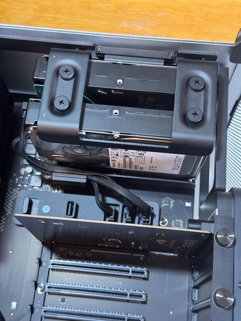 Mac Pro 2019 (ラックマウントバージョン)