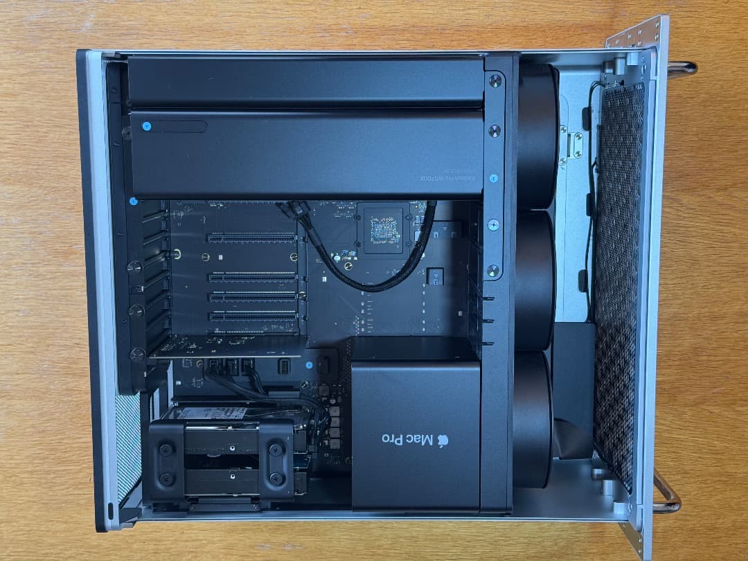 Mac Pro 2019 (ラックマウントバージョン)