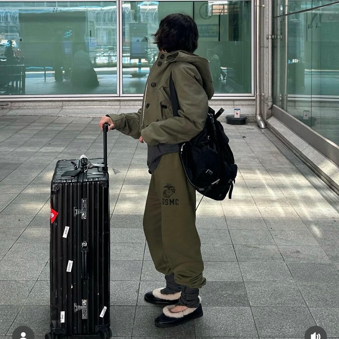 靴 UGG Zora Leather Ballet Flat 23.5