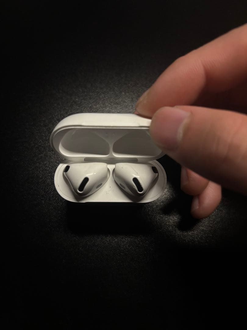 イヤホン AirPods4 (ANC)