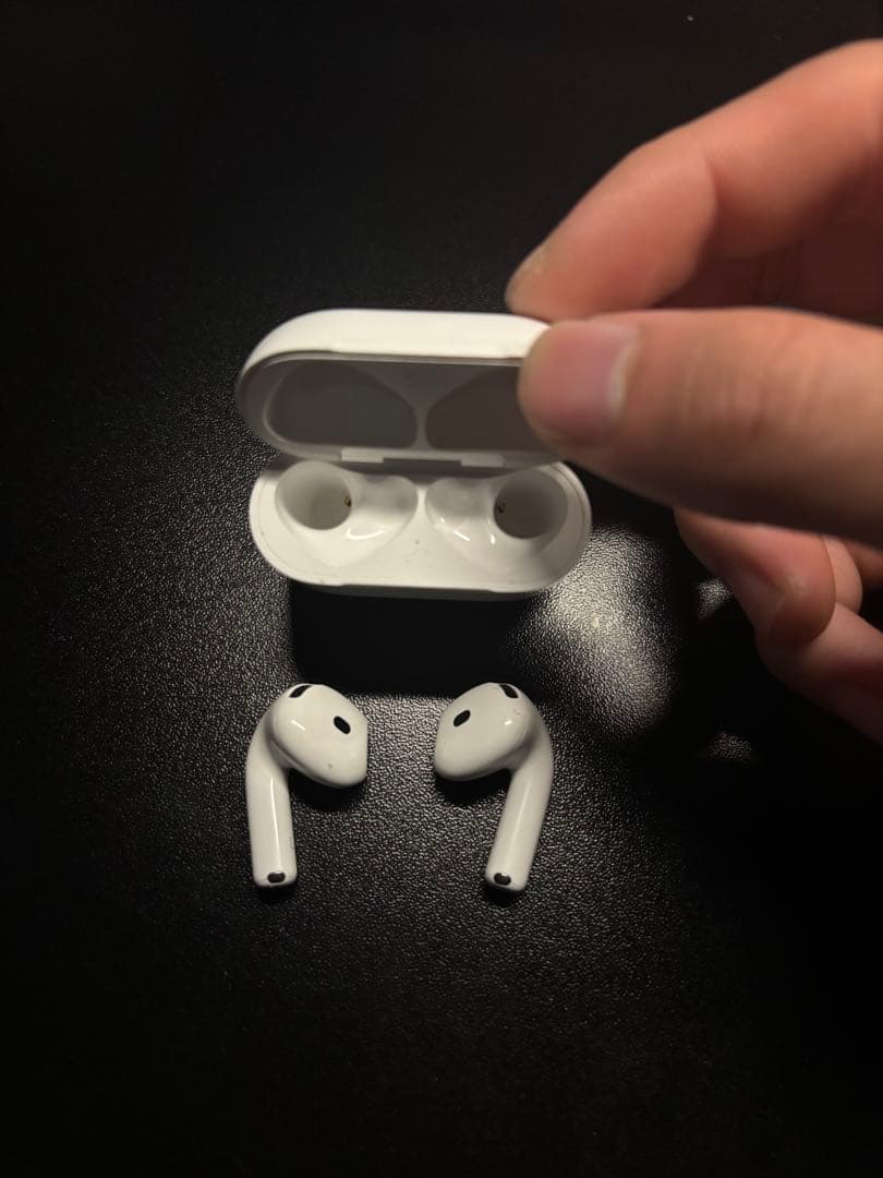 イヤホン AirPods4 (ANC)