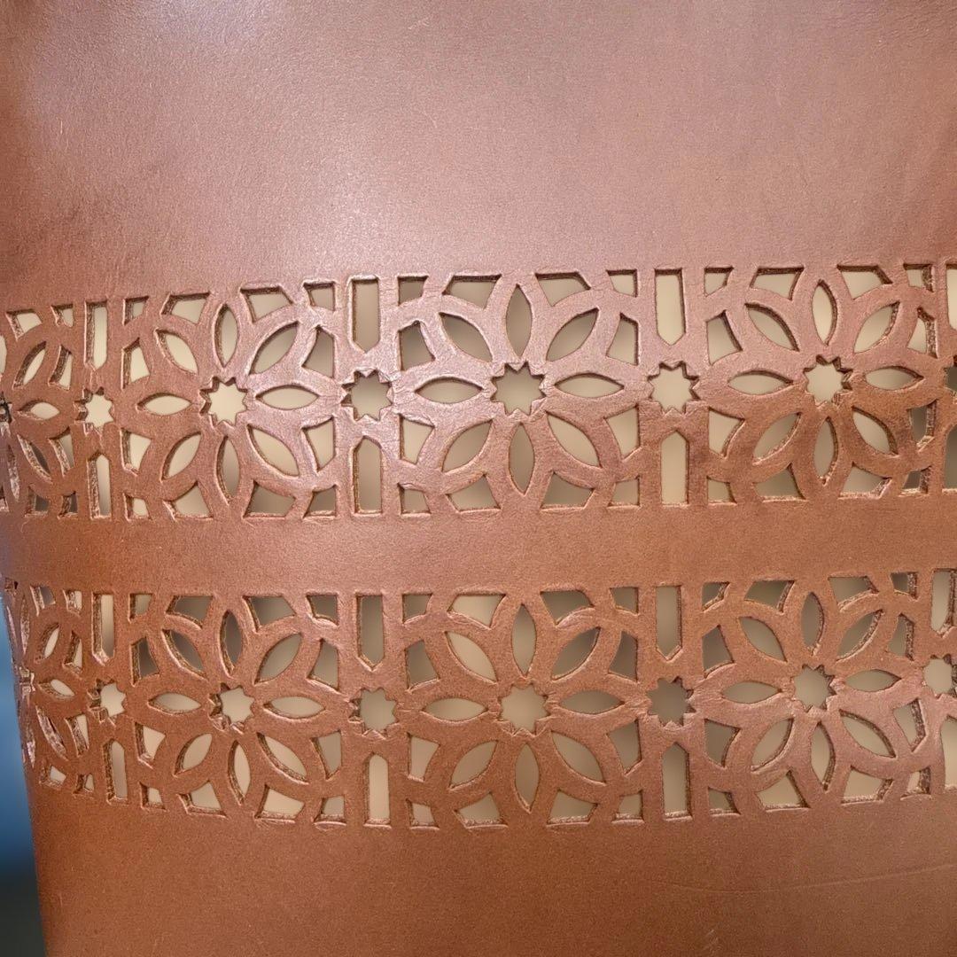 【未使用に近い】genten カットワークハンドバッグ