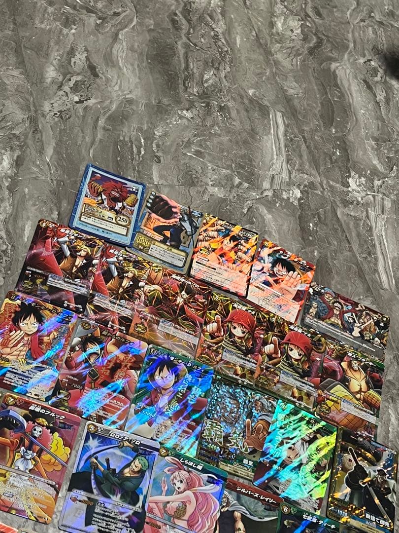 希少　限定品　ミラバト　ワンピース　ミラクルバトルカードダス 　ルフィ　ゾロ